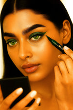 Long Lasting Liquid Eyeliner image 1